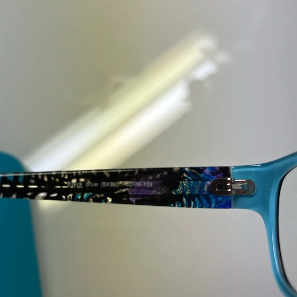 XOXO frames - Picture 6 of 10